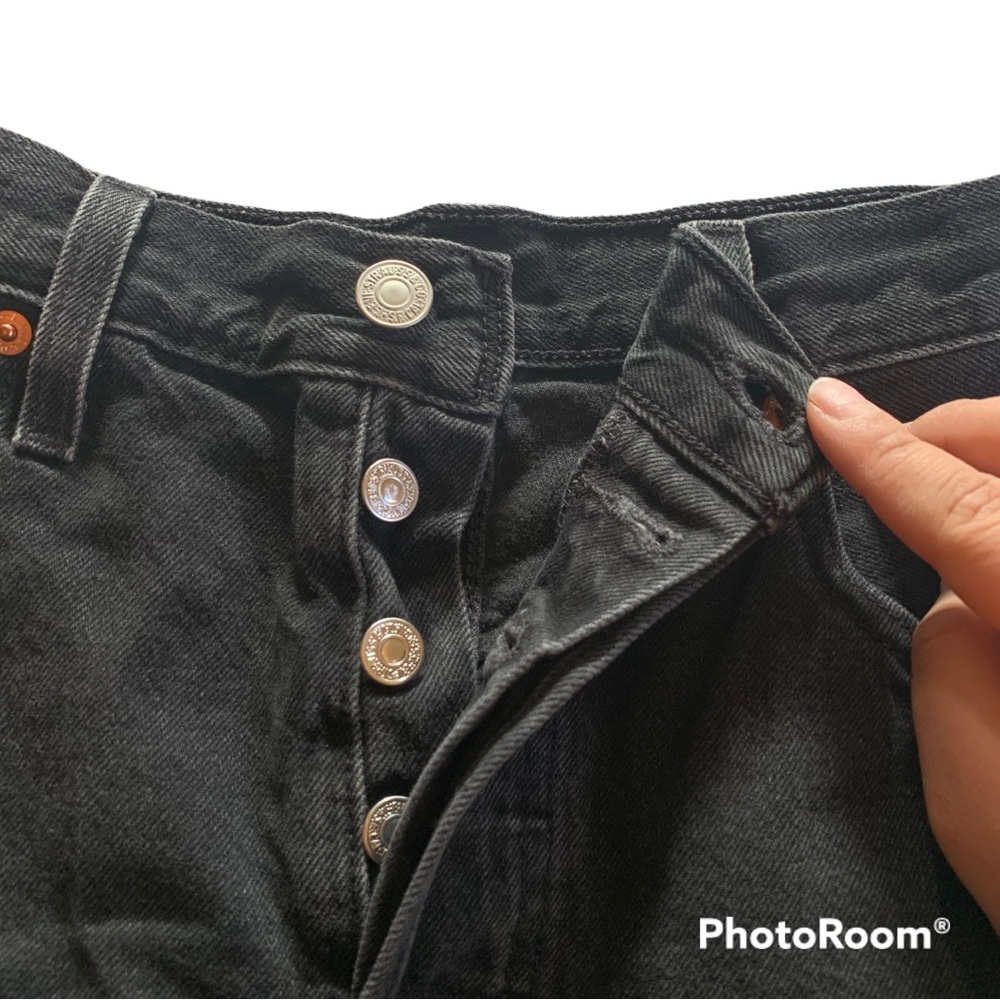 Levis 501 Black Raw Hem Jean Shorts - Picture 4 of 10